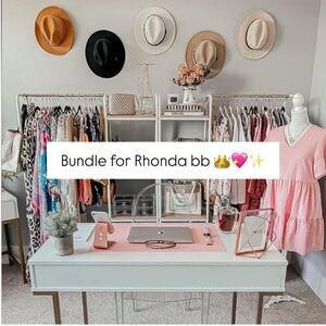 Bundle 👑
For Rhonda Boo 💖